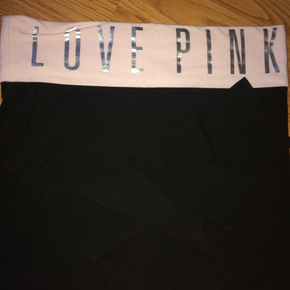 NWOT VS PINK YOGA LEGGINGS